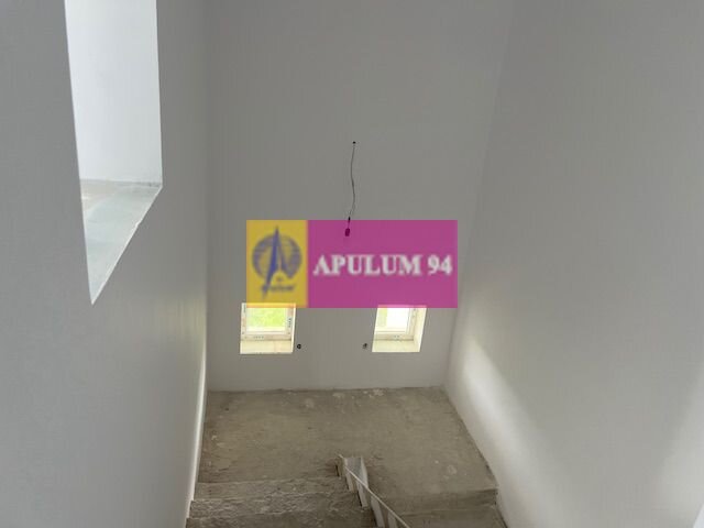 Vila tip duplex Domnesti- Ortansei.