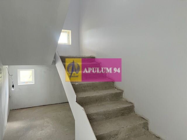 Vila tip duplex Domnesti- Ortansei.